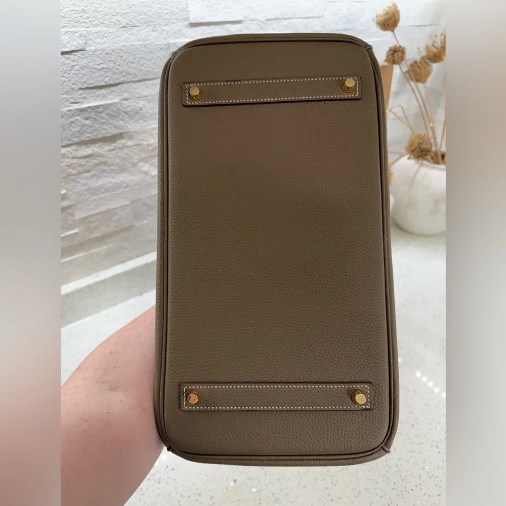 Birkin 35 Etoupe Togo inspired Taupe Leather Handbag with gold hardware - Picture 16 of 16